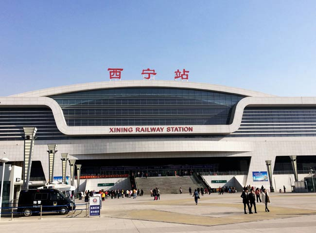 阜宁西宁高铁站